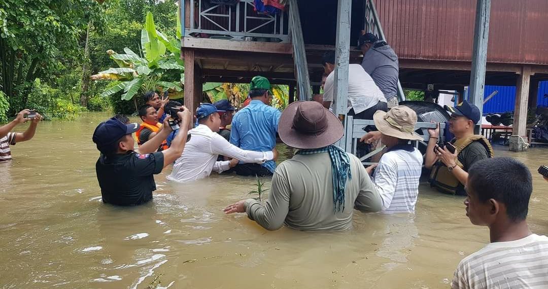 អនិច្ចាខេត្តបន្ទាយមានជ័យលិចខ្លាំងរហូតប៉ះពាល់ដល់ប្រជាពលរដ្ឋជាង៧០០០គ្រួសាររងគ្រោះនិងបណ្តាលឱ្យមនុស្ស៤នាក់បាត់បង់ជីវិត