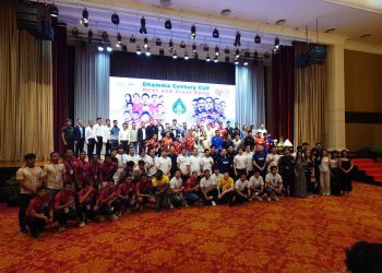 ក្រុមបាល់ទាត់តារាល្បីកម្ពុជា ប្រកួតមិត្តភាពថ្ងៃទី៨មីនានេះ នឹងក្រុមបាល់ទាត់តារាបណ្តាញសង្គមថៃ នៅពហុកីឡដ្ឋានជាតិអូឡាំពិក