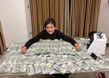 អតីតតារាចម្រៀង ម៉ូលីកា ត្រូវតុលាការផ្តន្ទាទោសត្រឹមចំនួន១៥ខែប៉ុណ្ណោះ ក្រោមបទចោទប្រកាន់ចេញសែកស្អុយ